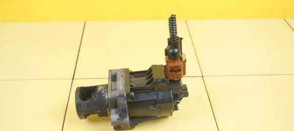 Fiat 500L EGR thermostat 55229740 199B5000