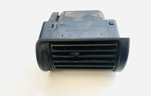 Audi A4 S4 B5 8D Dash center air vent grill 8d1820902