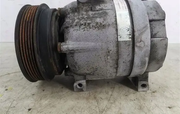 Renault Megane I Air conditioning (A/C) compressor (pump) 
