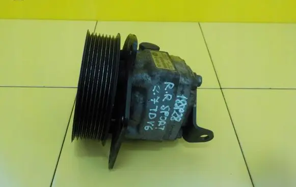 Land Rover Range Rover Sport L320 Power steering pump 7H223A696AB