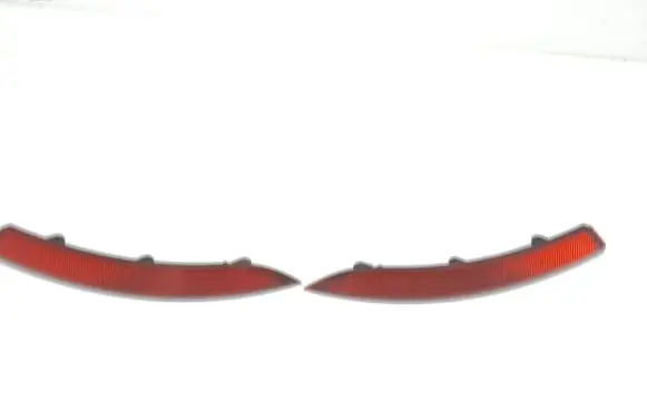 Skoda Octavia Mk4 Rear tail light reflector 5E7945106 5E7945105