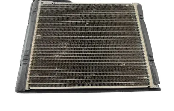 Toyota Yaris XP210 Air conditioning (A/C) radiator (interior) R1234YF