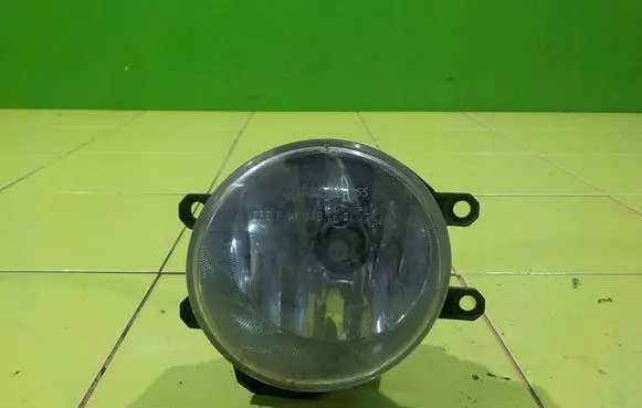 Toyota Avensis T270 Front fog light 90008497 LEWY