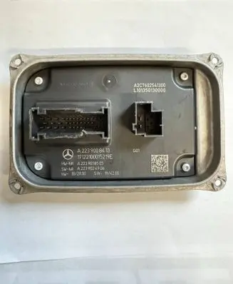 Mercedes-Benz C W205 LED ballast control module A2239008413 A2C7602541300 A2239024906