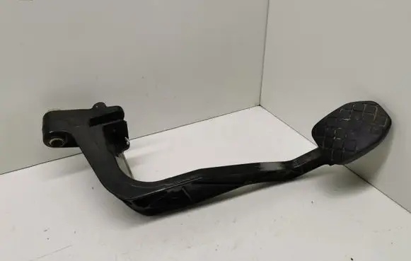 Clutch pedal