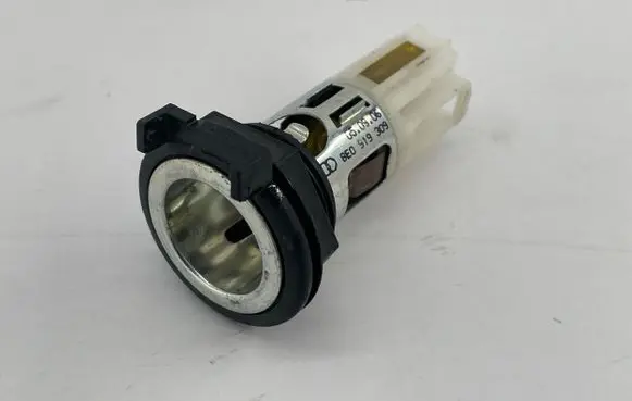 Audi A6 S6 C6 4F 12 V Socket (rear) 8E0919309