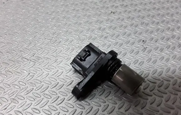 Toyota Yaris Crankshaft position sensor