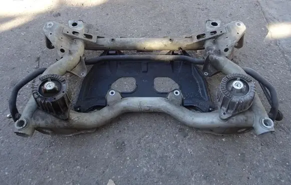 Mercedes-Benz E W212 Rear subframe 