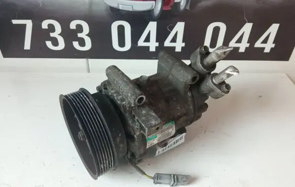 Renault Clio III Air conditioning (A/C) compressor (pump) 8200357173