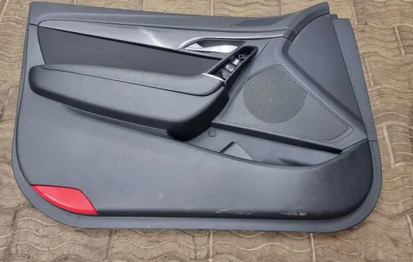 Hyundai i40 Front door card panel trim 823703Z000