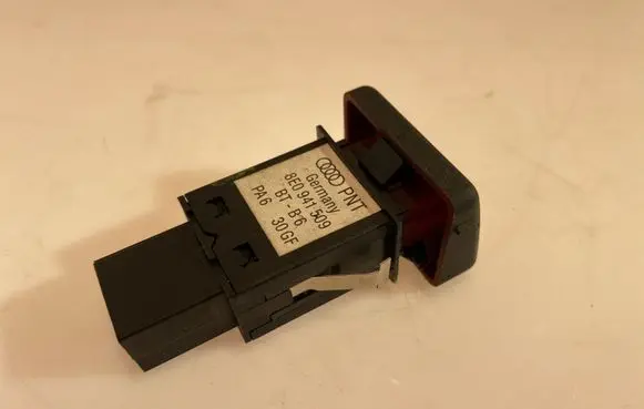 Audi A4 S4 B6 8E 8H Hazard light switch 8E0941509