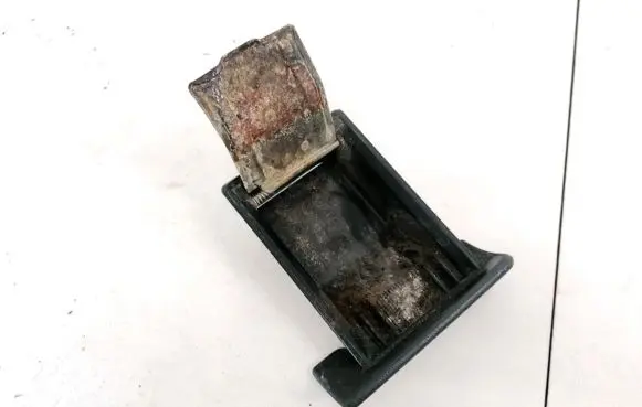 Nissan Micra Car ashtray 688004F21C