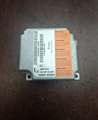 Mercedes-Benz ML W163 Airbag control unit/module 1635421318