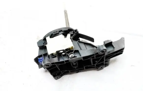 Volkswagen PASSAT B5.5 Tailgate exterior lock 3b9827297a
