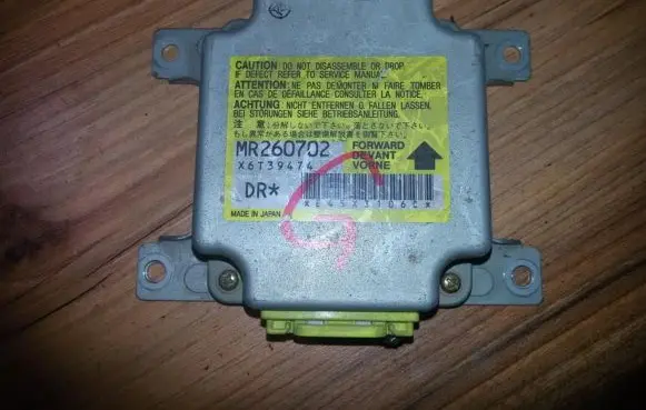 Mitsubishi Lancer Airbag control unit/module mr260702 x6t39474
