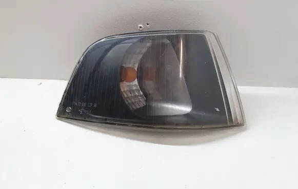 Volvo S40, V40 Front indicator light 30865563 30865561