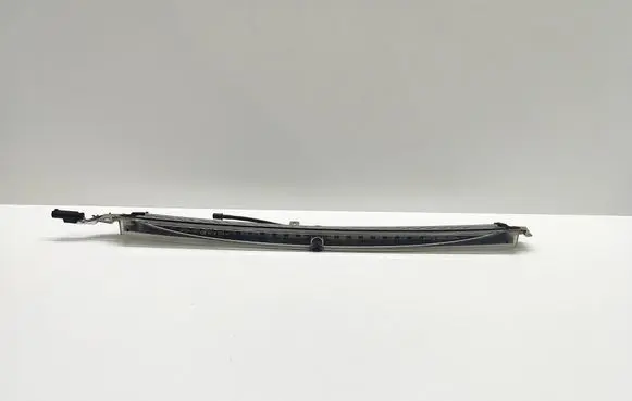 BMW 5 E60 E61 Third/center stoplight 168654 022407 168648
