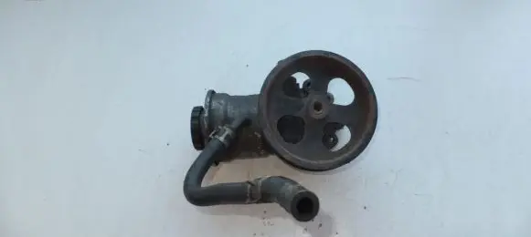 Toyota Avensis T250 Power steering pump