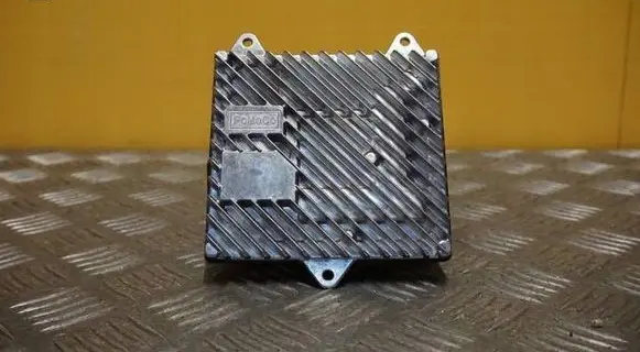 Ford Mustang VII Voltage converter/converter module P3HA-13B626-AG 2490