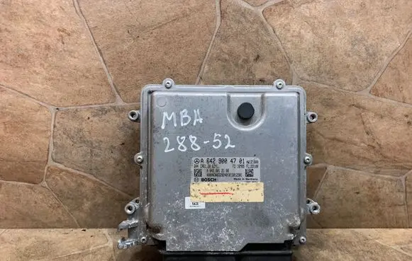 Mercedes-Benz GLE (W166 - C292) Engine control unit/module A6429004701