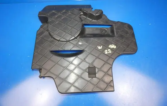 Mercedes-Benz ML AMG W166 Timing belt guard (cover) A6510100175 BBP198402