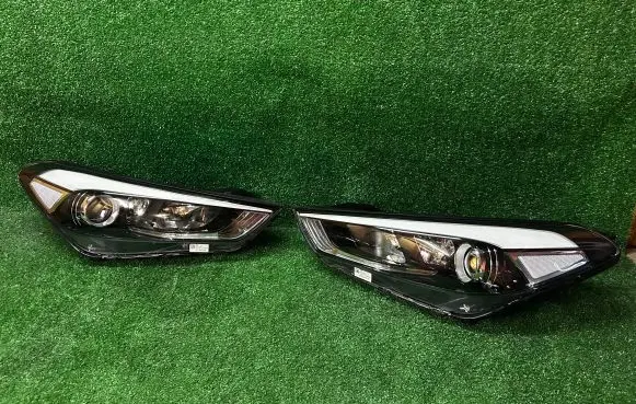 Hyundai Tucson TL Headlight/headlamp 92102D7100 F009D100049521