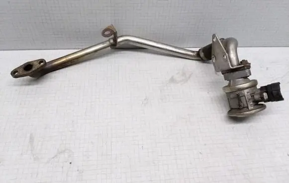BMW 3 E46 EGR valve 11721708575 72229512 3089015101