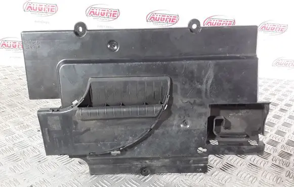 Mercedes-Benz Vito Viano W639 Dashboard lower bottom trim panel A1698310145