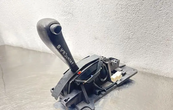 Opel Frontera B Gear shifter/selector