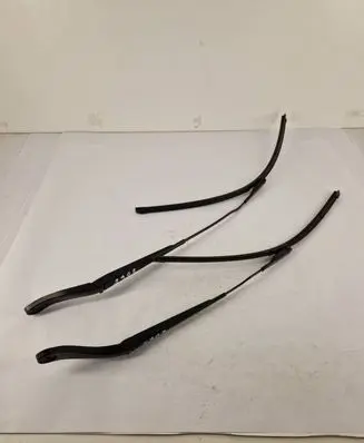 Ford C-MAX II Front wiper blade arm AM5117526AE