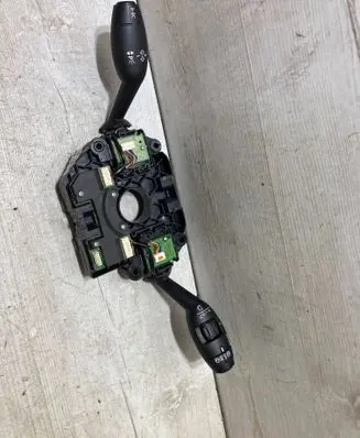 Mini Clubman F54 Wiper turn signal indicator stalk/switch 9374321