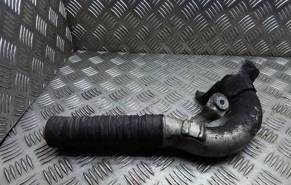 Volkswagen Golf V Intercooler hose/pipe