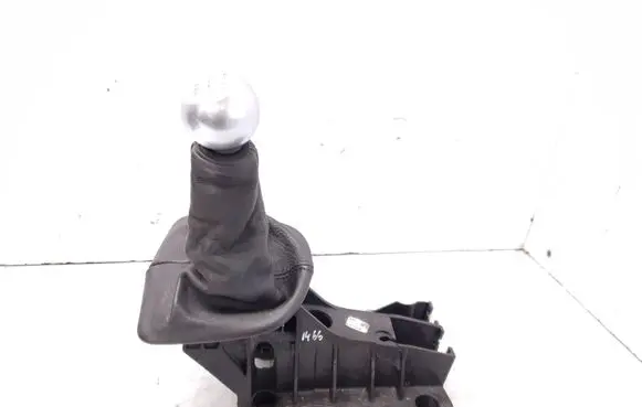 Peugeot 307 CC Gear shifter/selector 9655252380
