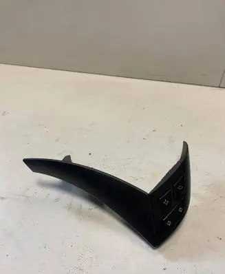 BMW 5 E60 E61 Steering wheel buttons/switches 6935834 602171410D