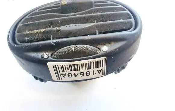Ford Focus Dash center air vent grill 98ab19893akw