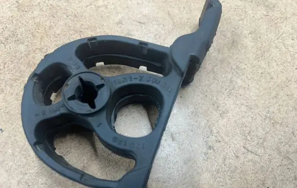 BMW 3 E46 Muffler mount bracket/holder 18207500281 7500281