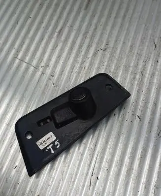 Volkswagen Transporter - Caravelle T5 Sliding door upper roller guide/hinge 7H0843640D