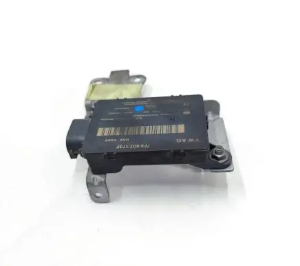 Volkswagen Touareg II Tire pressure control unit 7P6907273F 7P0907390 10000000089899