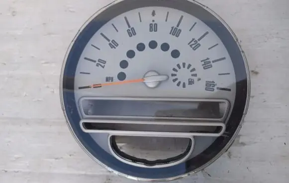 Mini One - Cooper Coupe R56 Speedometer (instrument cluster) 9180142