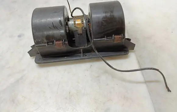 Ford Escort Heater fan/blower 18456 097487