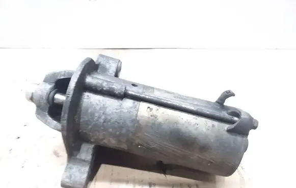 Ford Focus Starter motor 3M5T11000CE