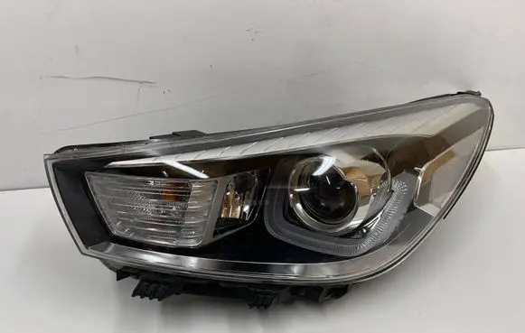 KIA Rio Headlight/headlamp 92101-h8