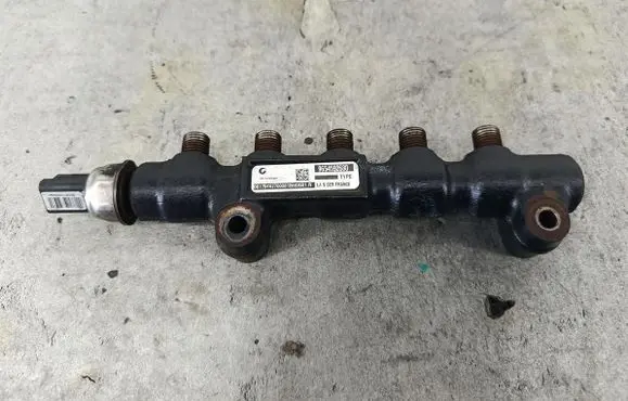 Mazda 3 II Fuel main line pipe 9654592680