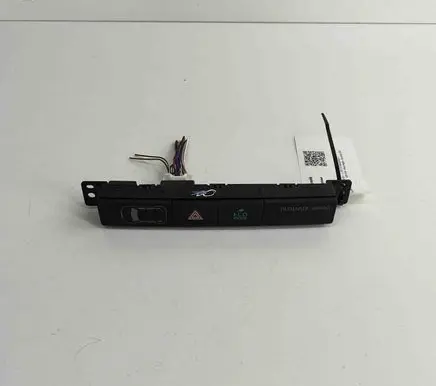Mitsubishi Outlander A set of switches 8002B409