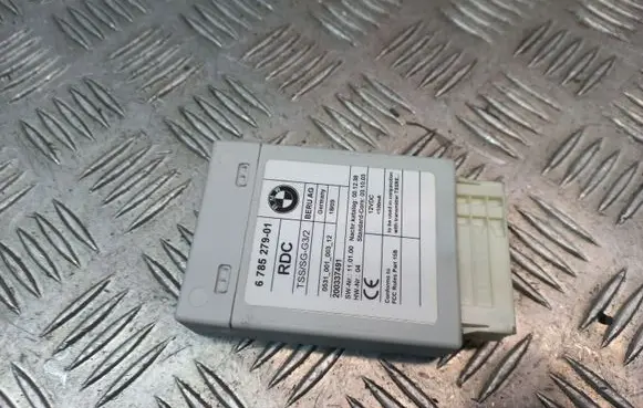 BMW X6 E71 Tire pressure control unit 678527901 6785279