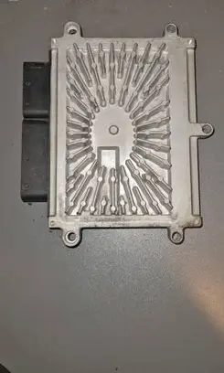 Volvo V50 Engine control unit/module P30650677 T32499 0797009132
