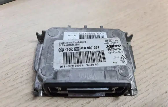 Audi Q7 4L Headlight ballast module Xenon 4L0907391