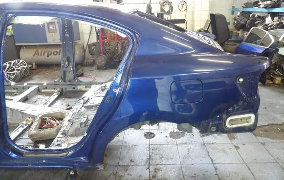 Toyota Avensis T220 Rear quarter panel 