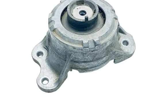 Mercedes-Benz GLC C253 Engine mount bracket A2052407800