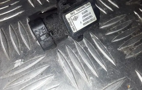 Renault Laguna II Air pressure sensor 7700106886